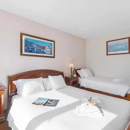Dolce With Private Pool Lugano